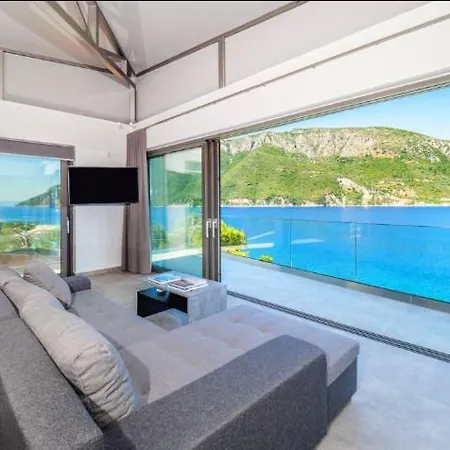 Mr Grey Luxury Villa *